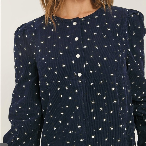 Something Navy Edie Long Sleeve Dress. New without Tags. Size Small. - Picture 3 of 5